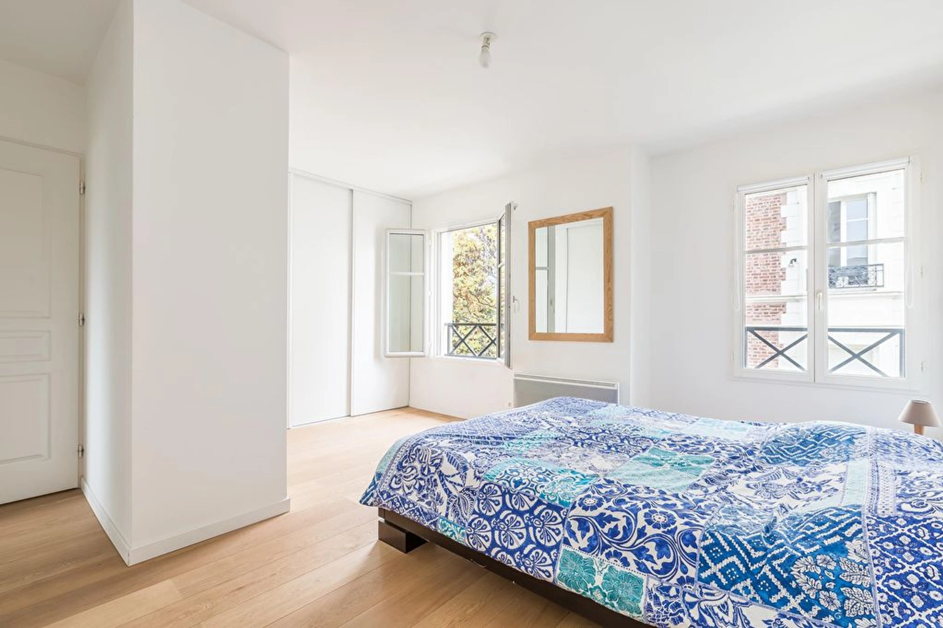 ISSY LES MOULINEAUX - RUE HENRI TARIEL 10