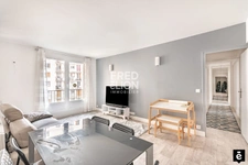 PARIS 15 - RUE LEON DELGRANGE 1