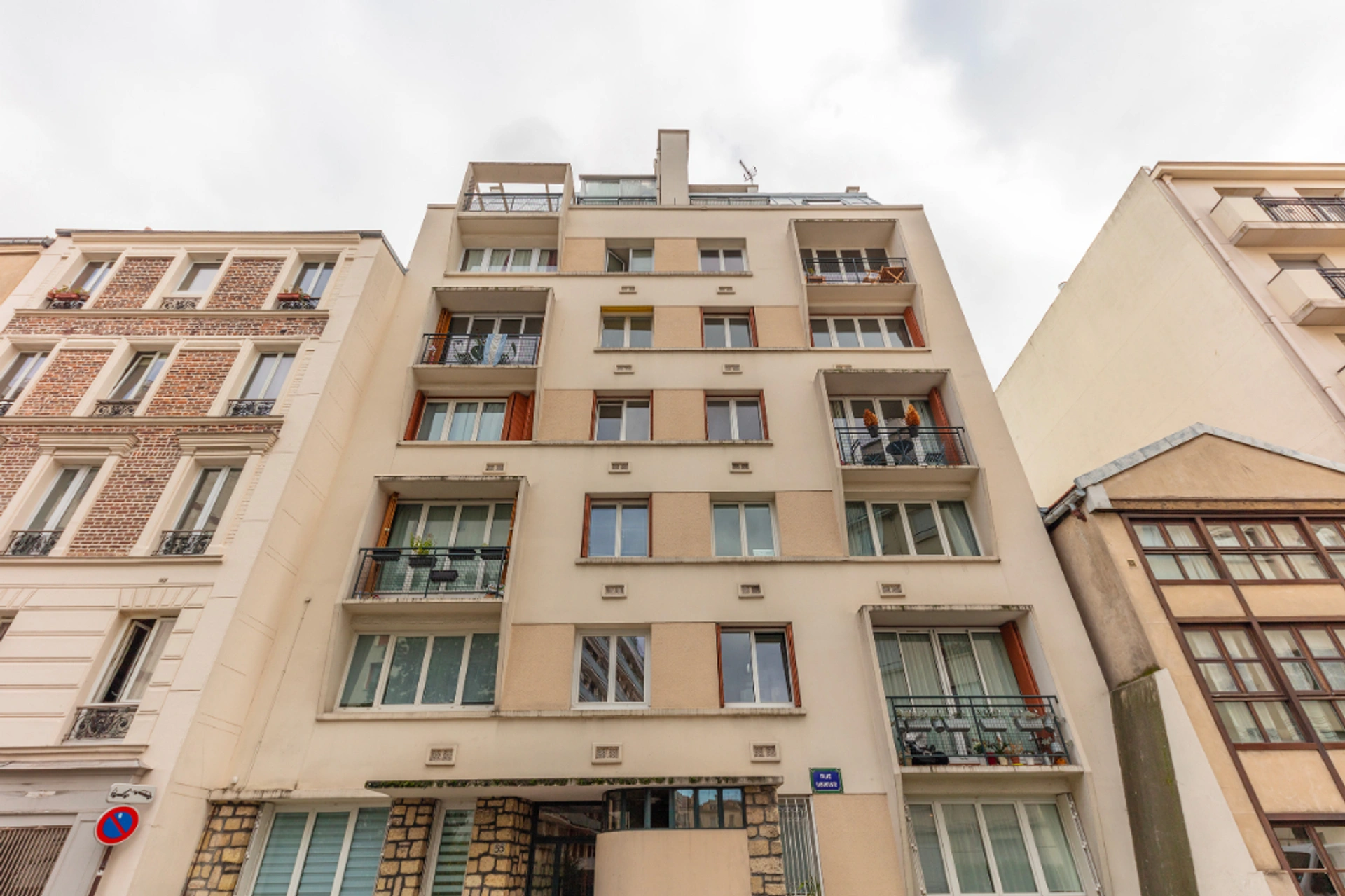 PARIS 15 - RUE LABROUSTE 7