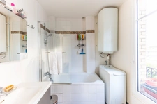 PARIS 15 - RUE FIRMIN GILLOT 9