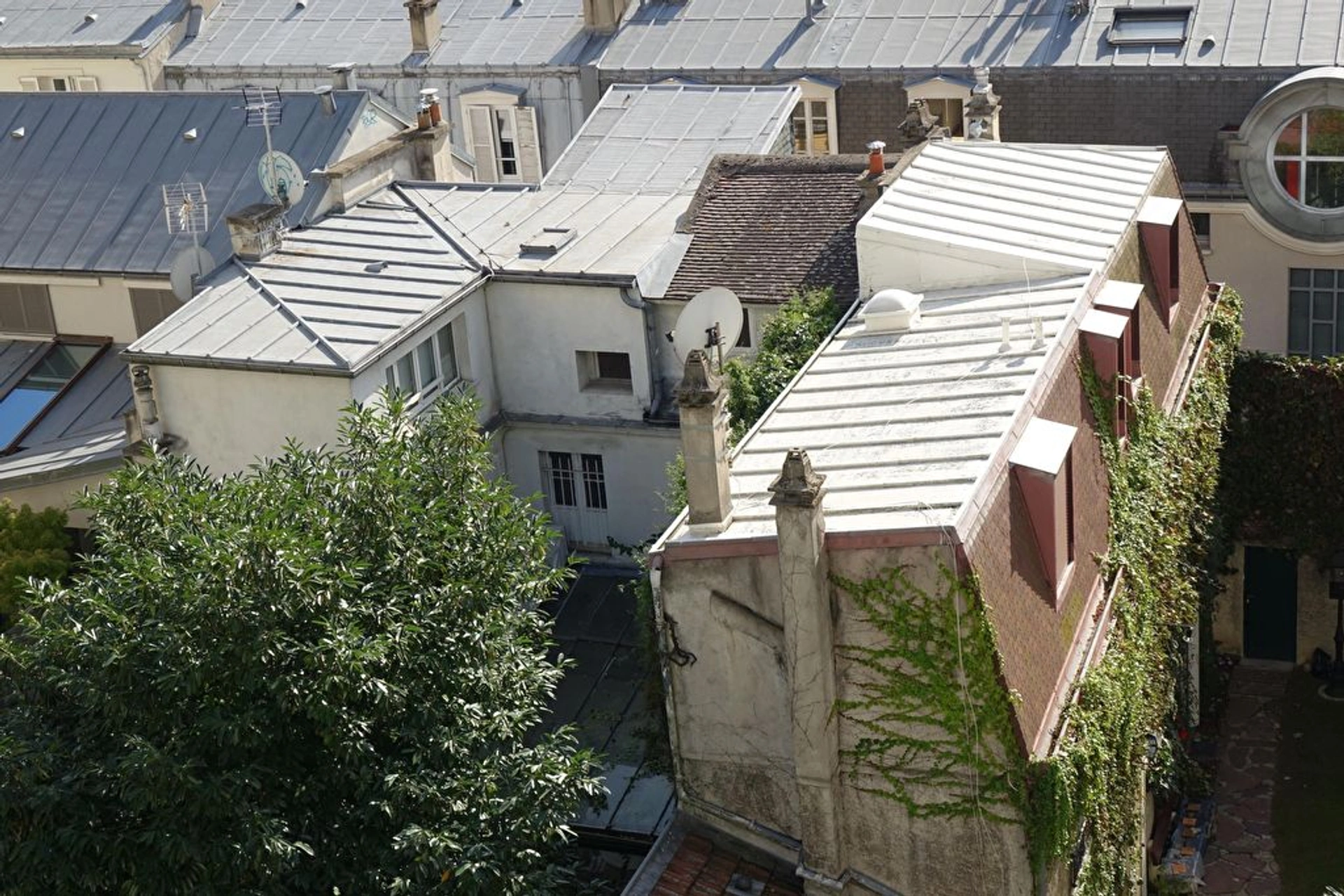 PARIS 15 - RUE DOMBASLE 7