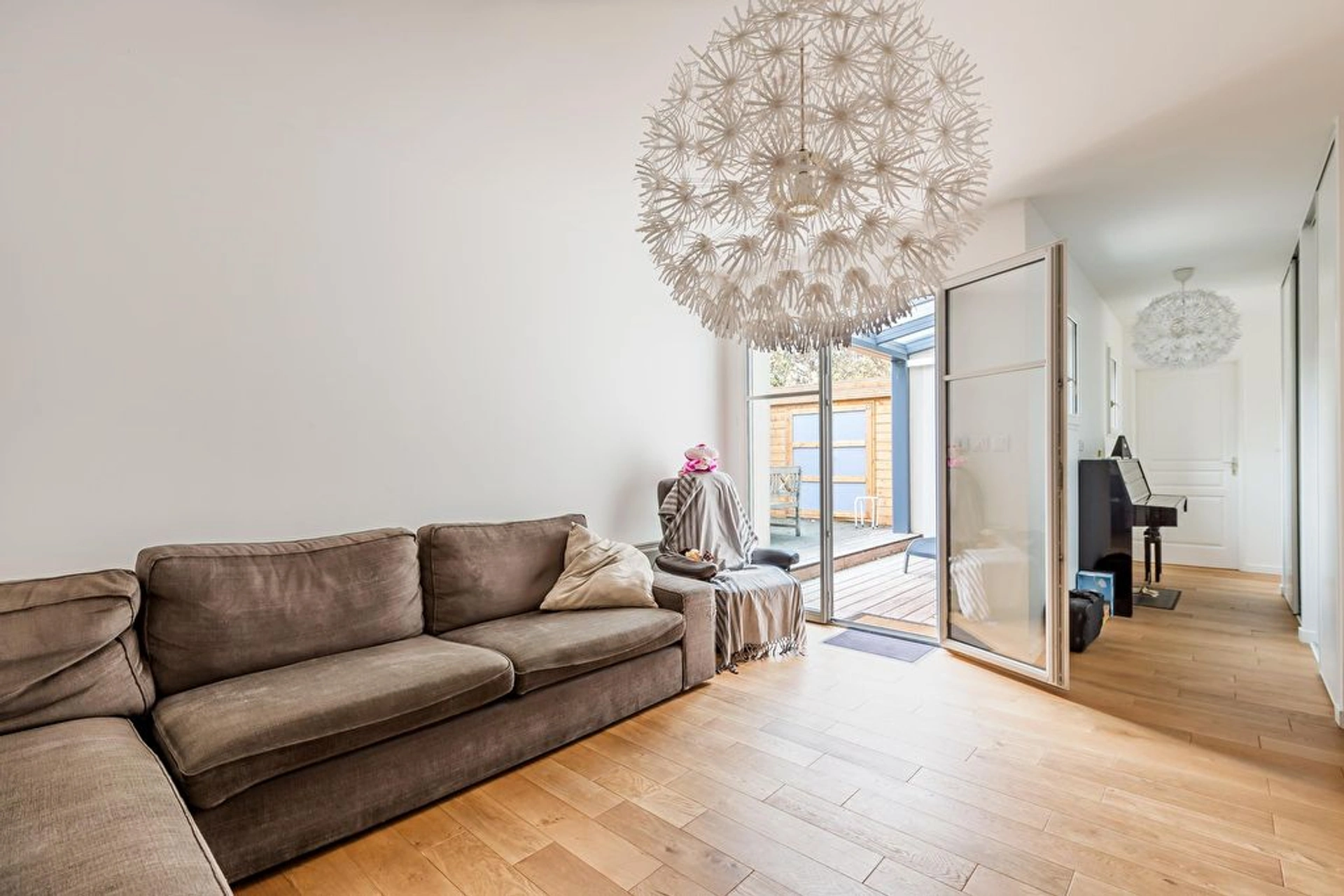 ISSY LES MOULINEAUX - RUE HENRI TARIEL 6