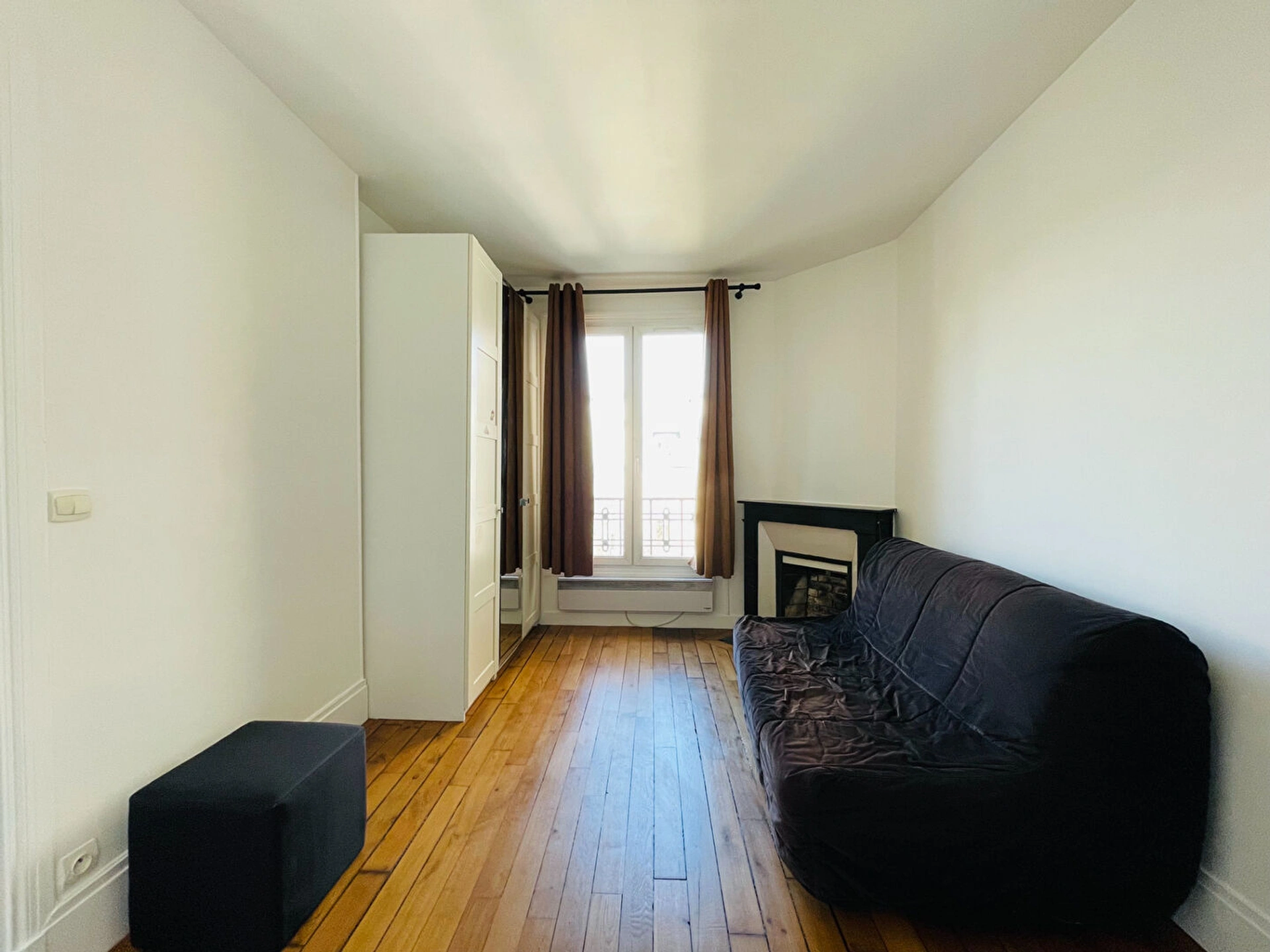 PARIS 15 - DANTZIG 4