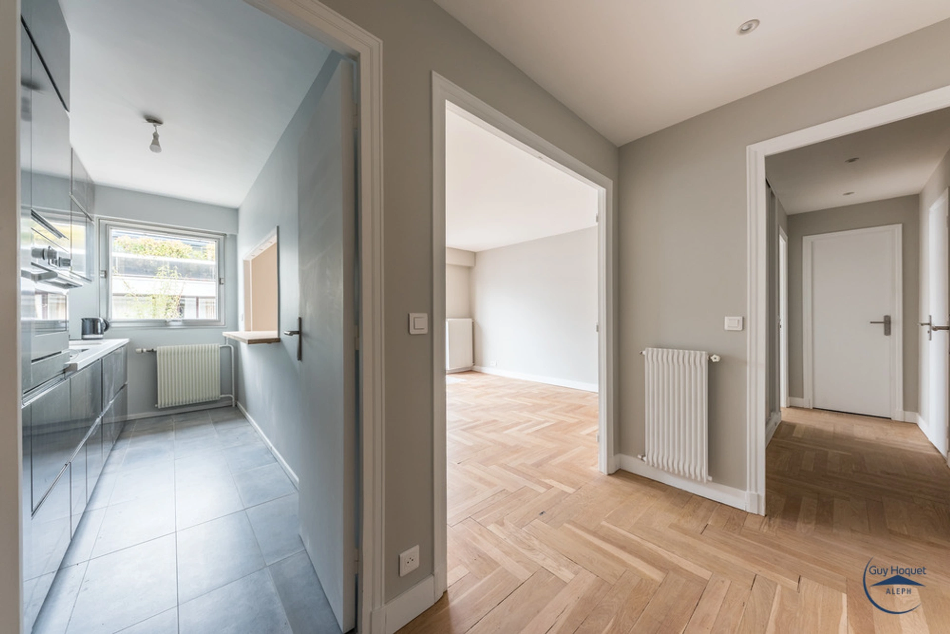 PARIS 15 - RUE ROSENWALD 4