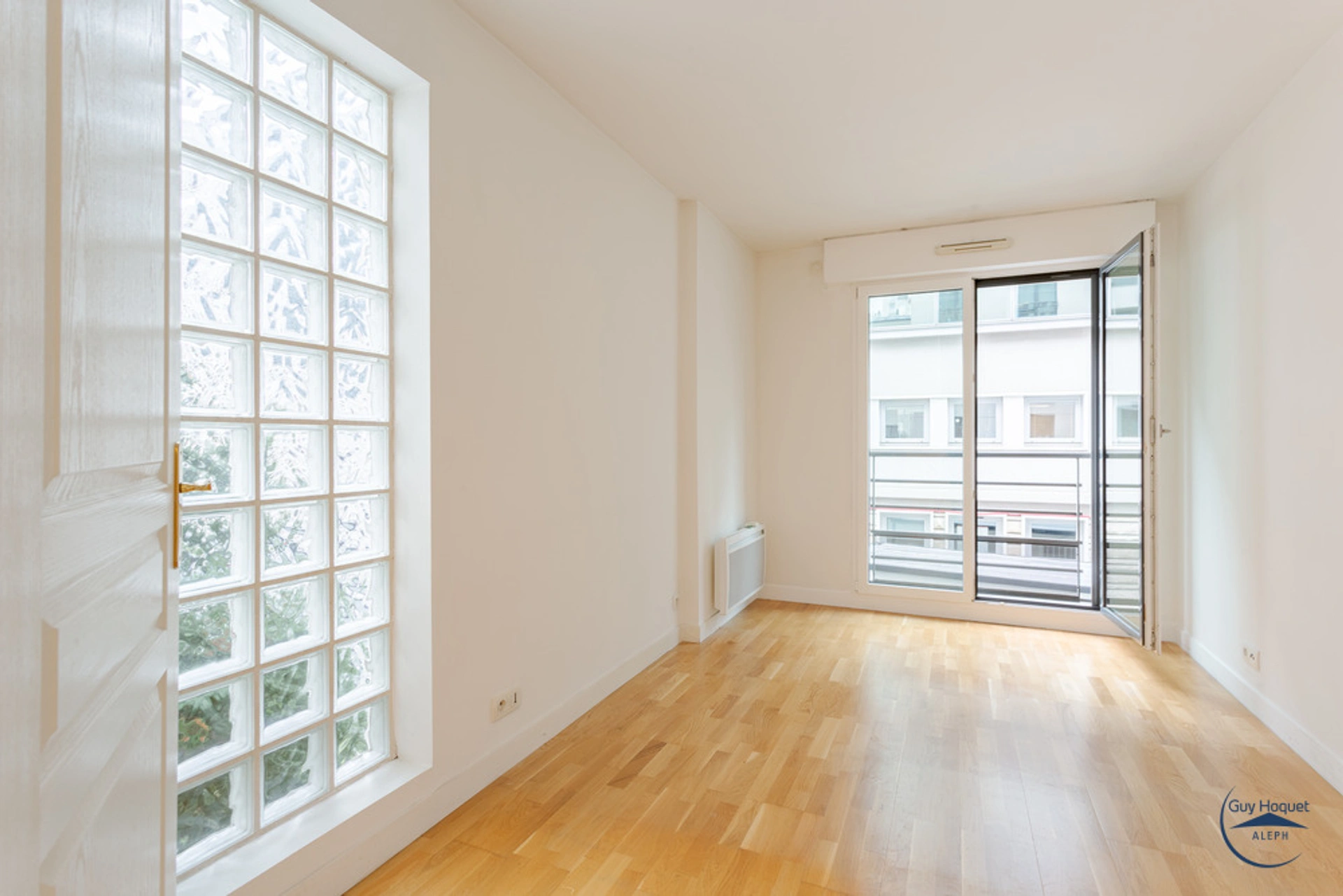 PARIS 15 - RUE ROSENWALD 3