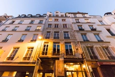 PARIS 15 - RUE DE VAUGIRARD 6