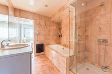 PARIS 15 - AVENUE FELIX FAURE 8