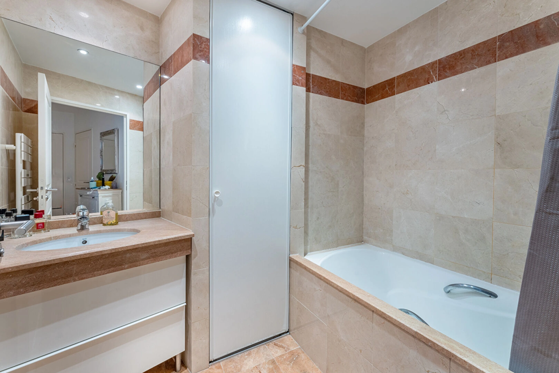 PARIS 15 - PORTE DE VERSAILLES 8