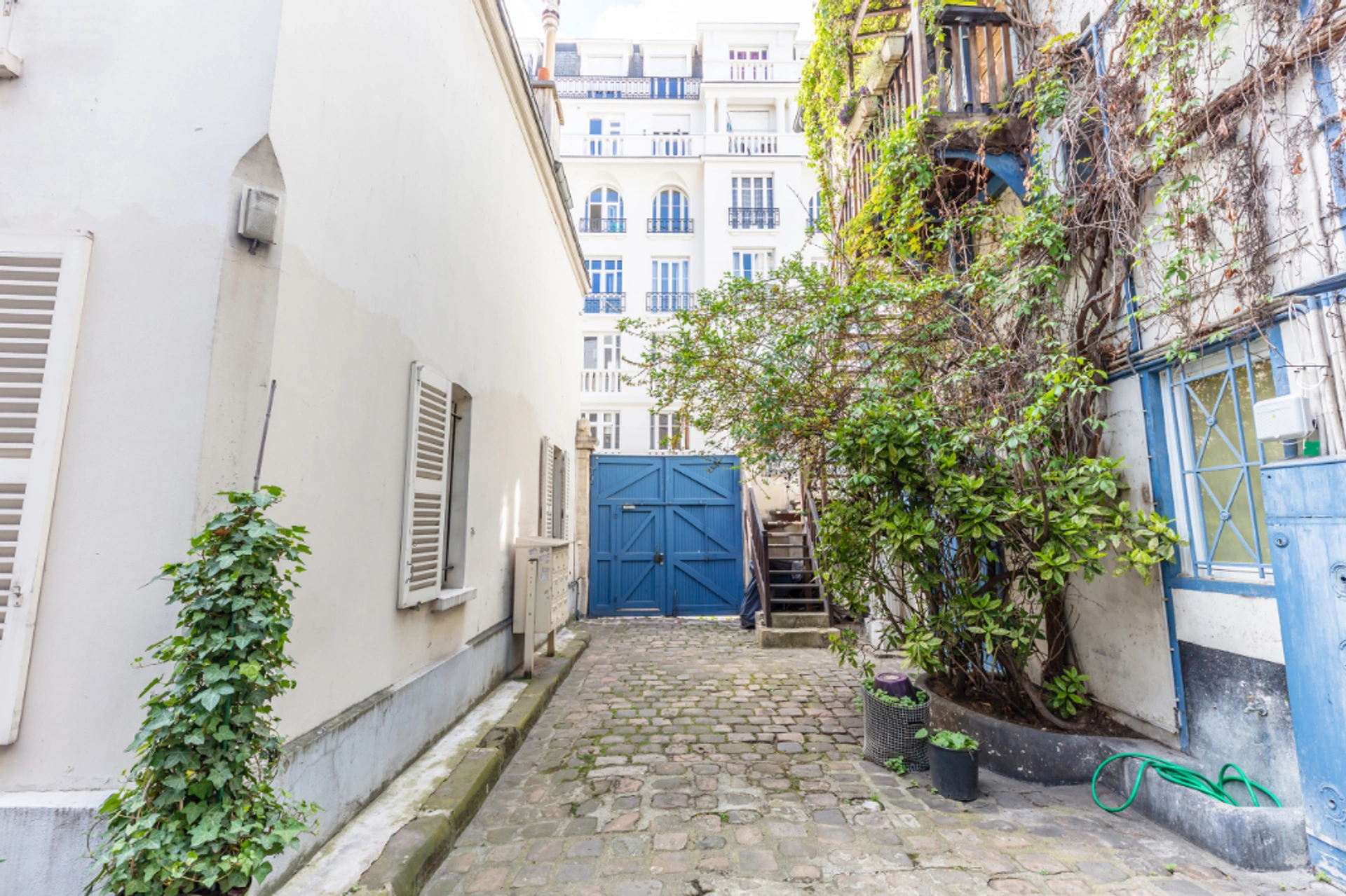 PARIS 15 - RUE GEORGES PITARD 1