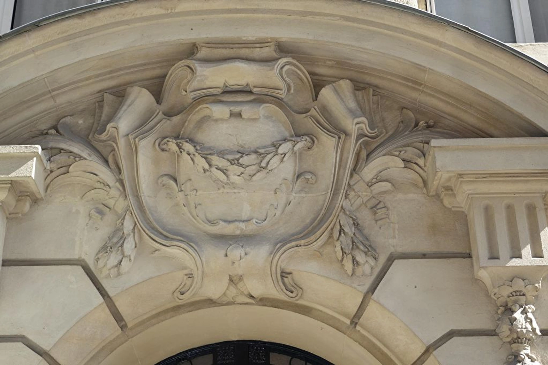 PARIS 16 - RUE FREYCINET 14