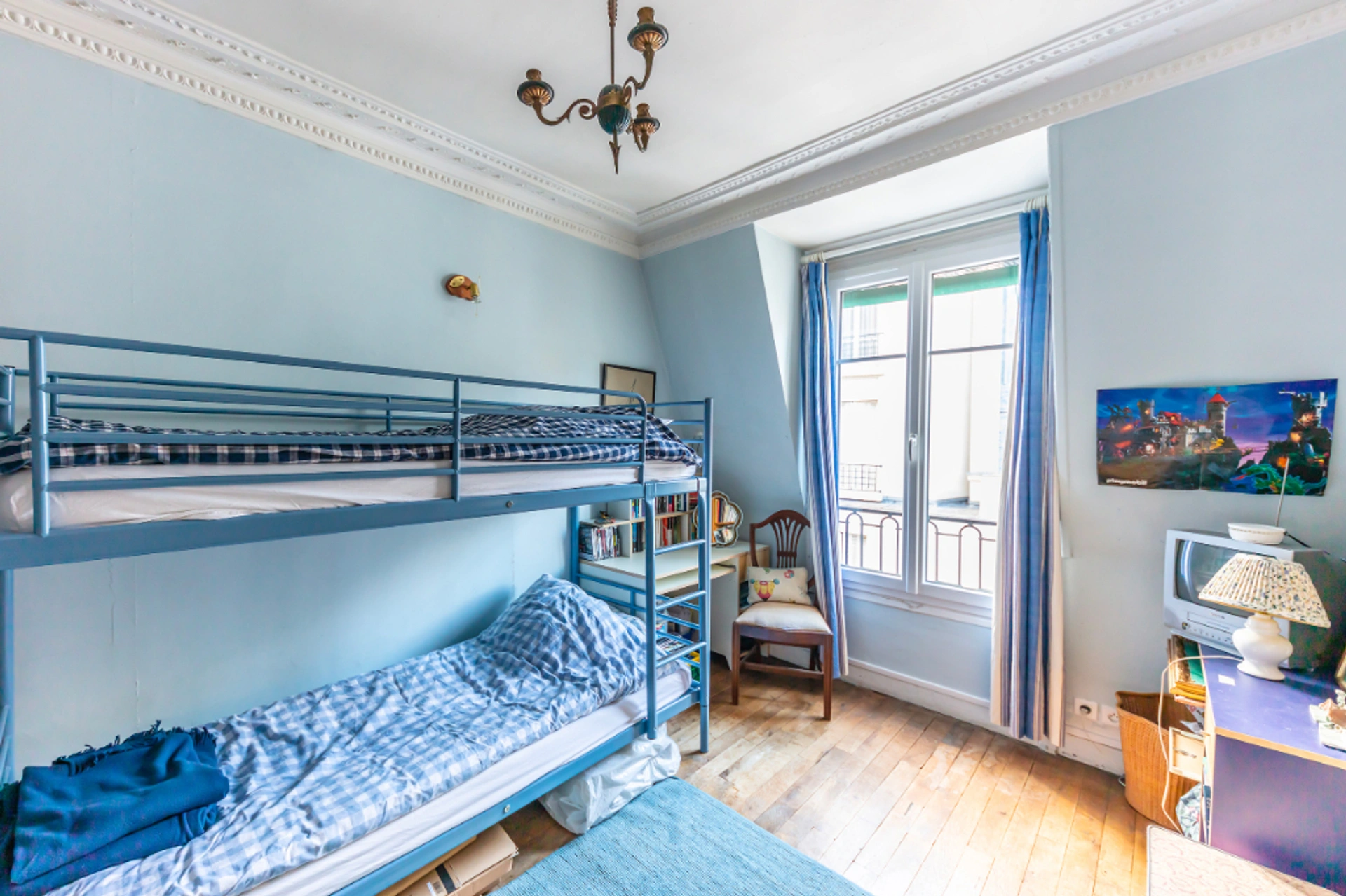 PARIS 15 - RUE FIRMIN GILLOT 8