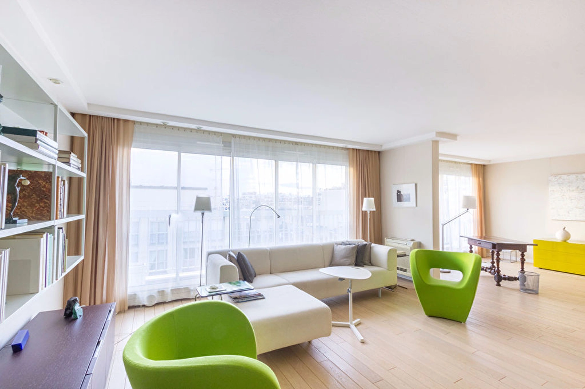 PARIS 15 - RUE DE L'ABBE GROULT 3