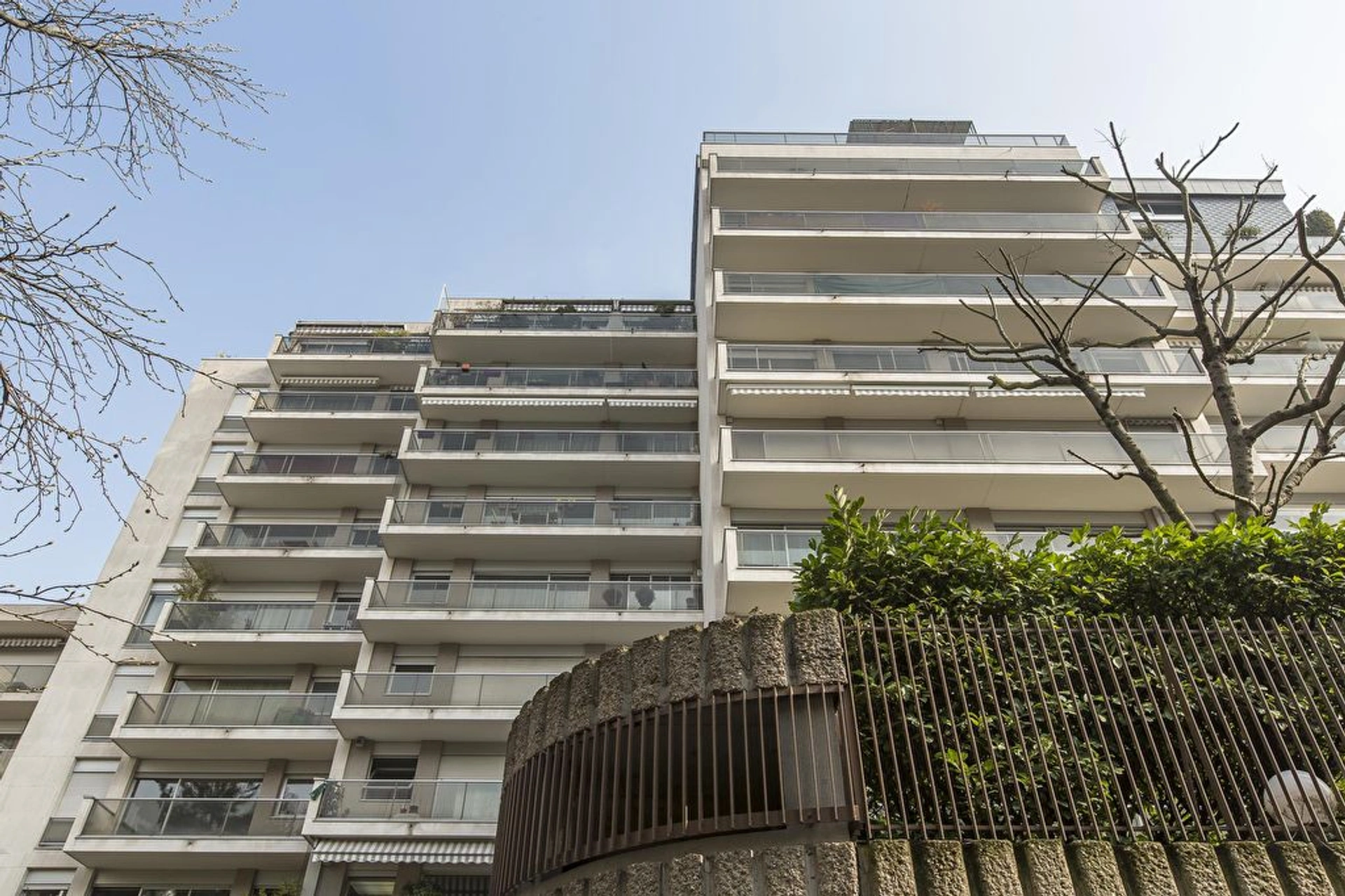 PARIS 15 - RUE VAUGIRARD 8