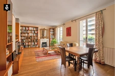 PARIS 15 - RUE DE VAUGIRARD 2