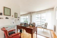 PARIS 15 - RUE DE VAUGIRARD 1