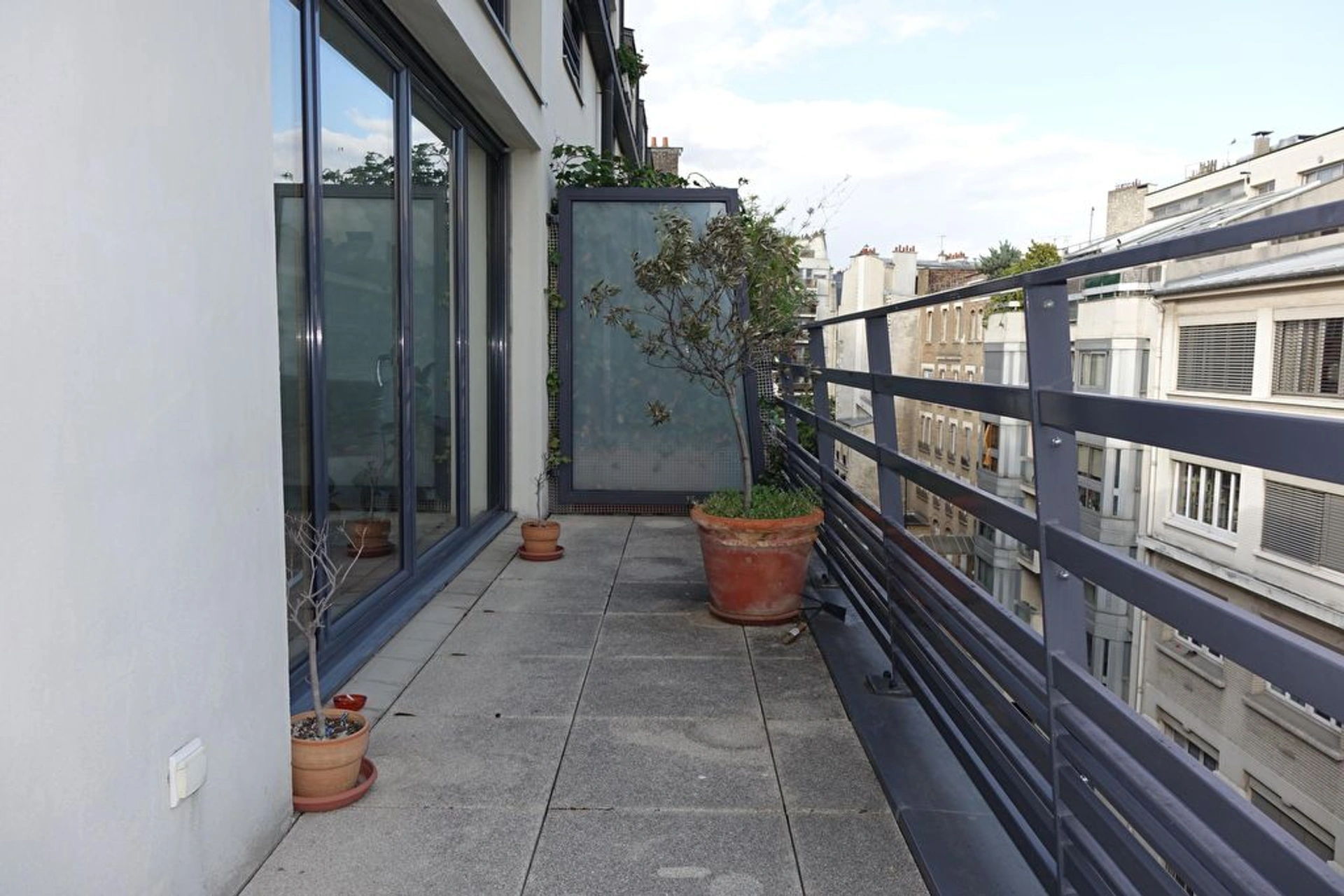 PARIS 15 - RUE EUGENE MILLON 4