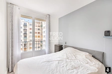 PARIS 15 - RUE LEON DELGRANGE 7