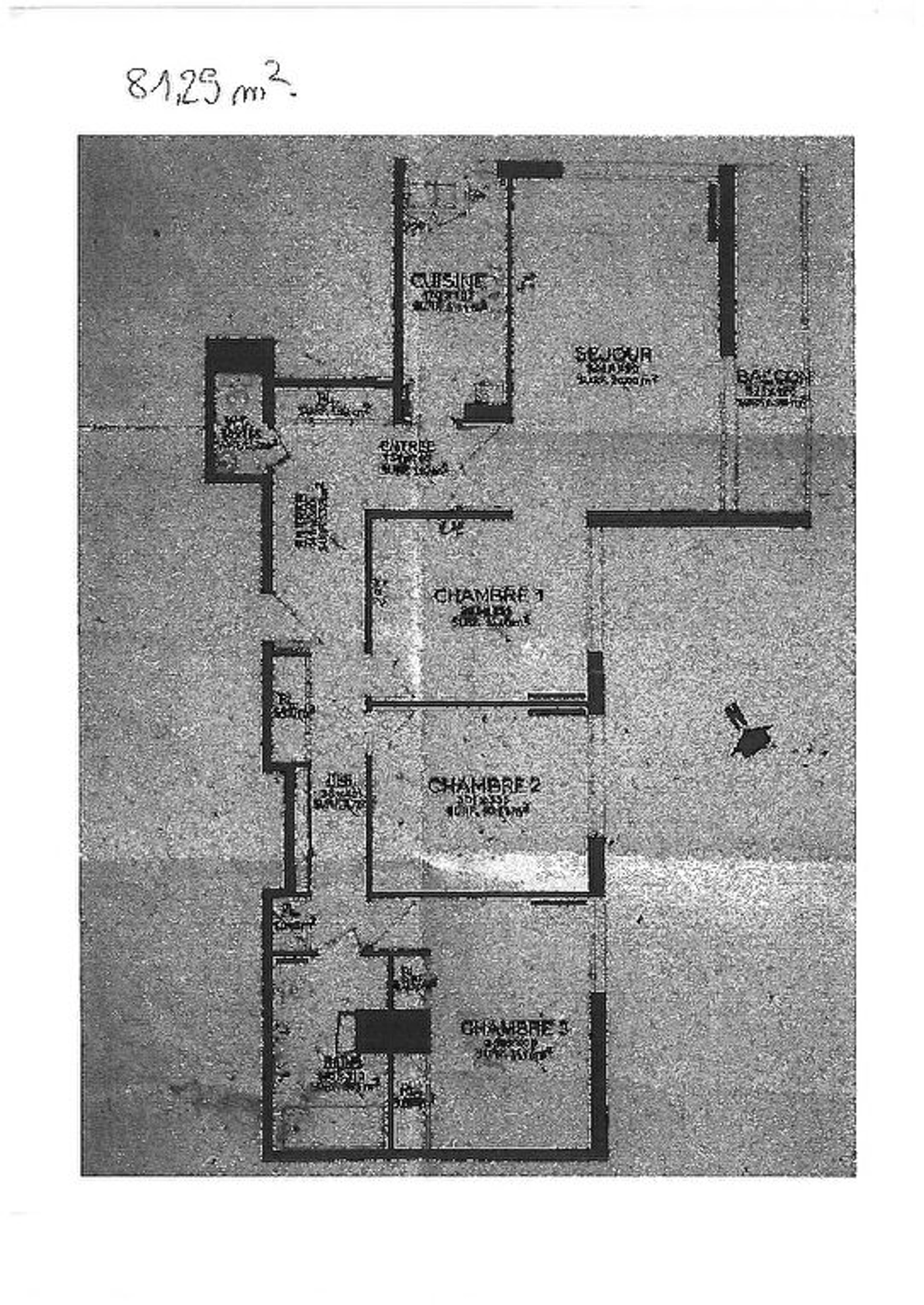 PARIS 15 - RUE ROSENWALD 7