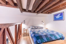 PARIS 5 - QUAI SAINT MICHEL 5