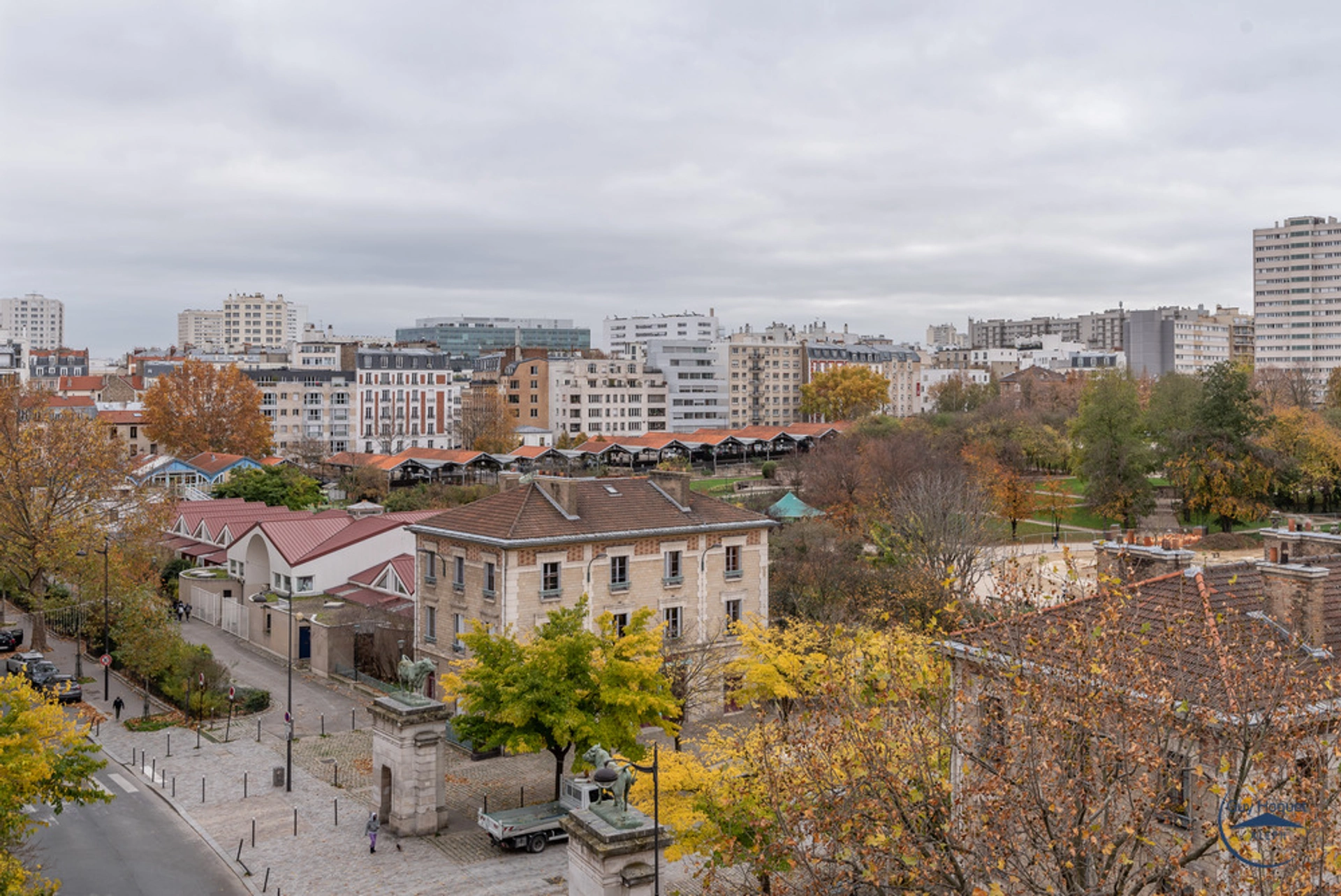 PARIS 15 - RUE DES MORILLONS 8