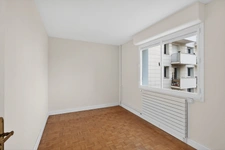 PLACE D'ALLERAY - PARIS 15 8