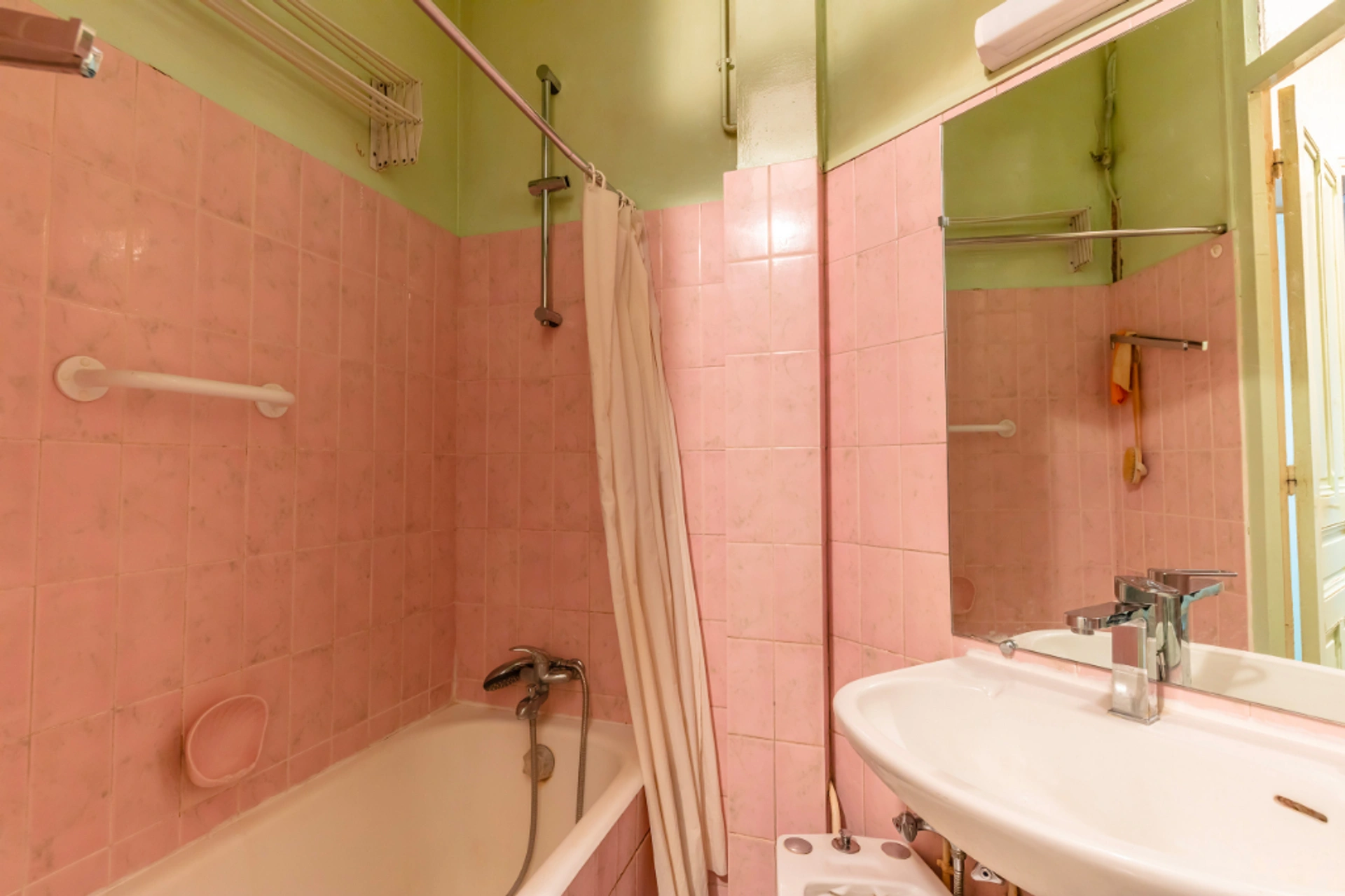 PARIS 15 - RUE BOUILLOUX-LAFONT 5