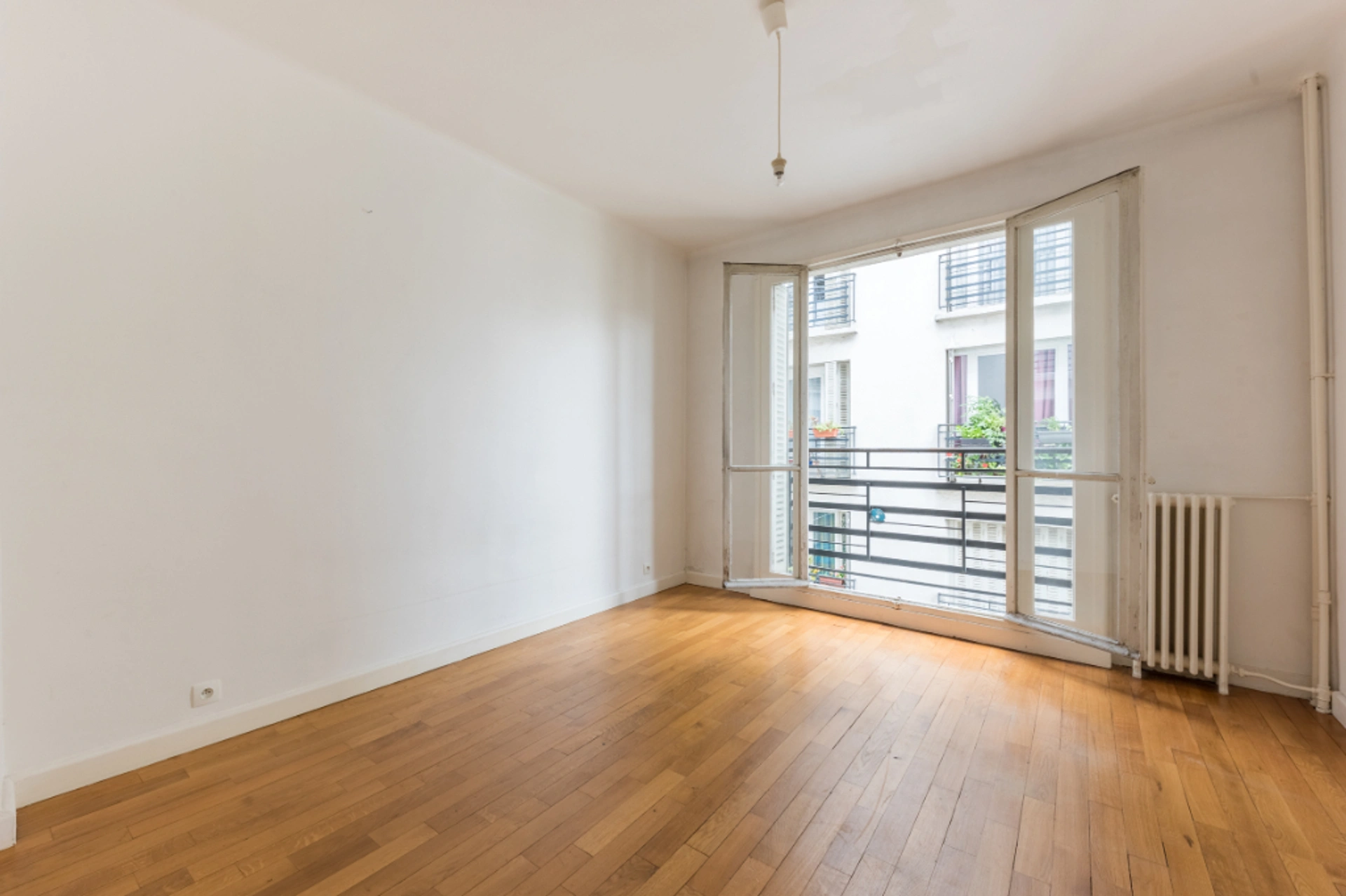 PARIS 15 - RUE LE MAROIS 4