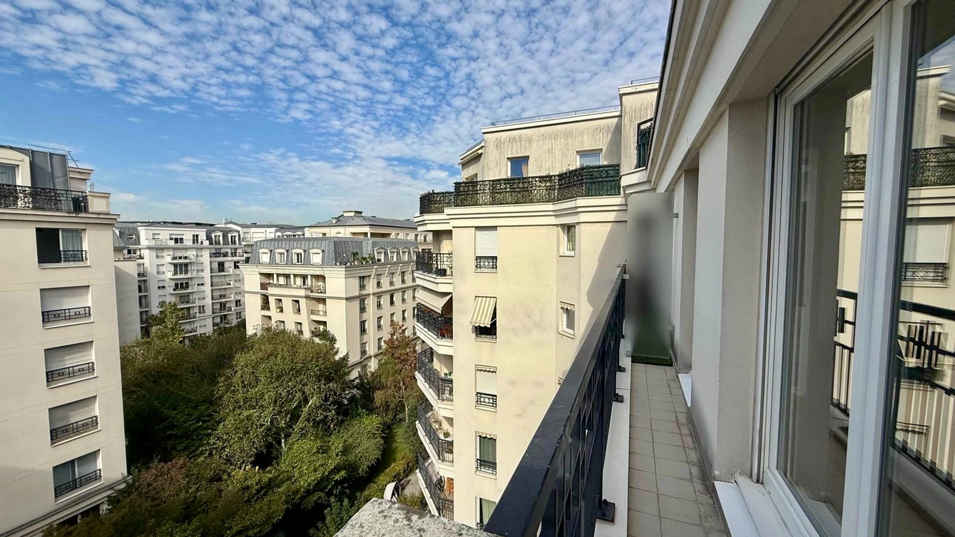 ISSY LES MOULINEAUX - Villa HAUSSMANN 8
