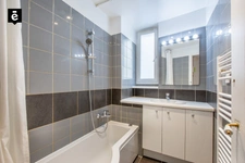 PARIS 15 - RUE DOMBASLE 7