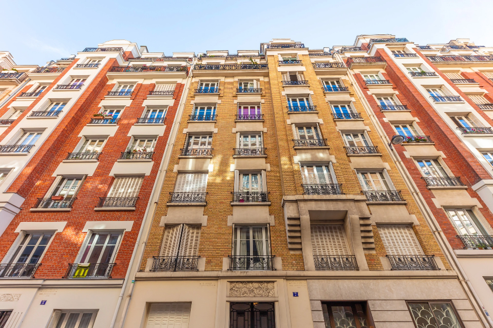 PARIS 15 - RUE JOBBE DUVAL 7