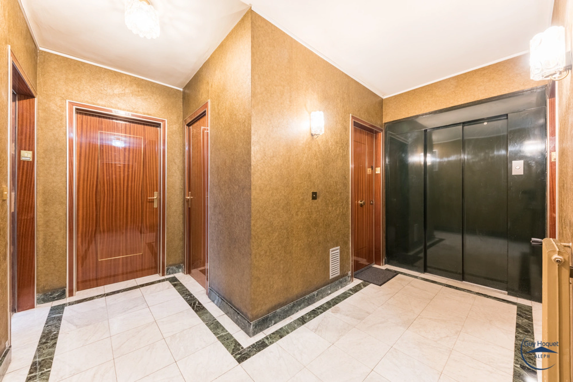 PARIS 15 - RUE ROSENWALD 8