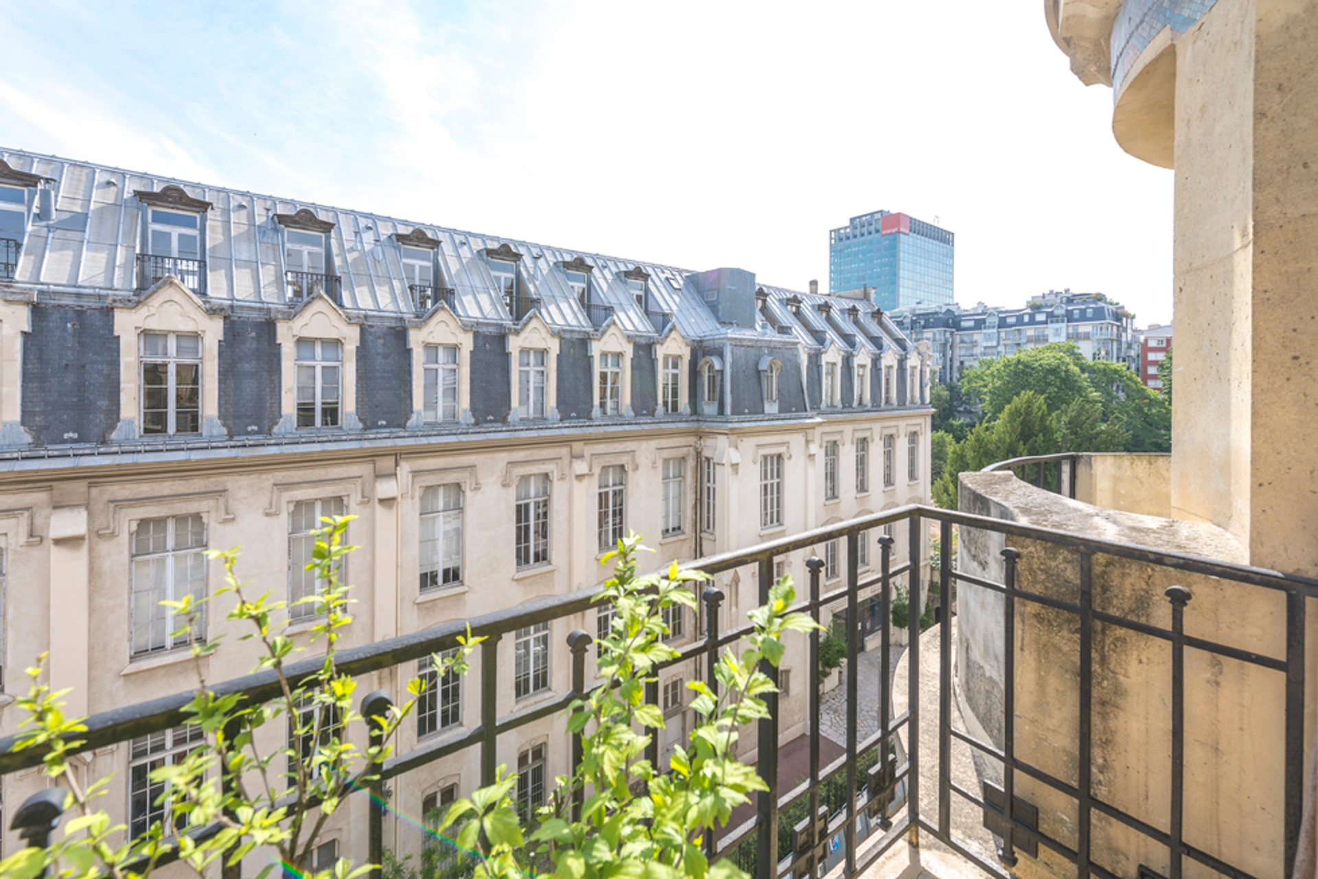 PARIS 15 - RUE LACRETELLE 4