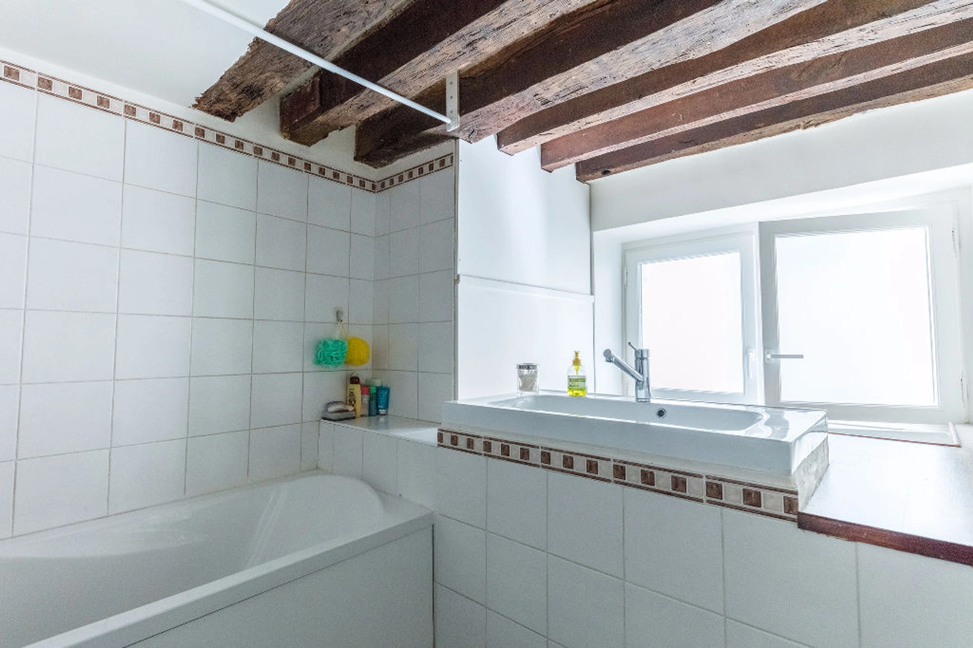 PARIS 5 - QUAI SAINT MICHEL 6