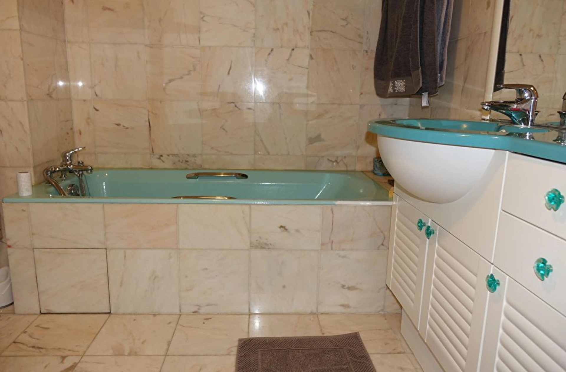 PARIS 15 - RUE VAUGELAS 12