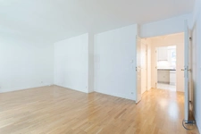 PARIS 15 - RUE ROSENWALD 1