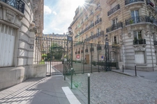 PARIS 15 - SQUARE DU CROISIC 8