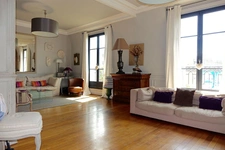 PARIS 15 - RUE DE VAUGIRARD 2