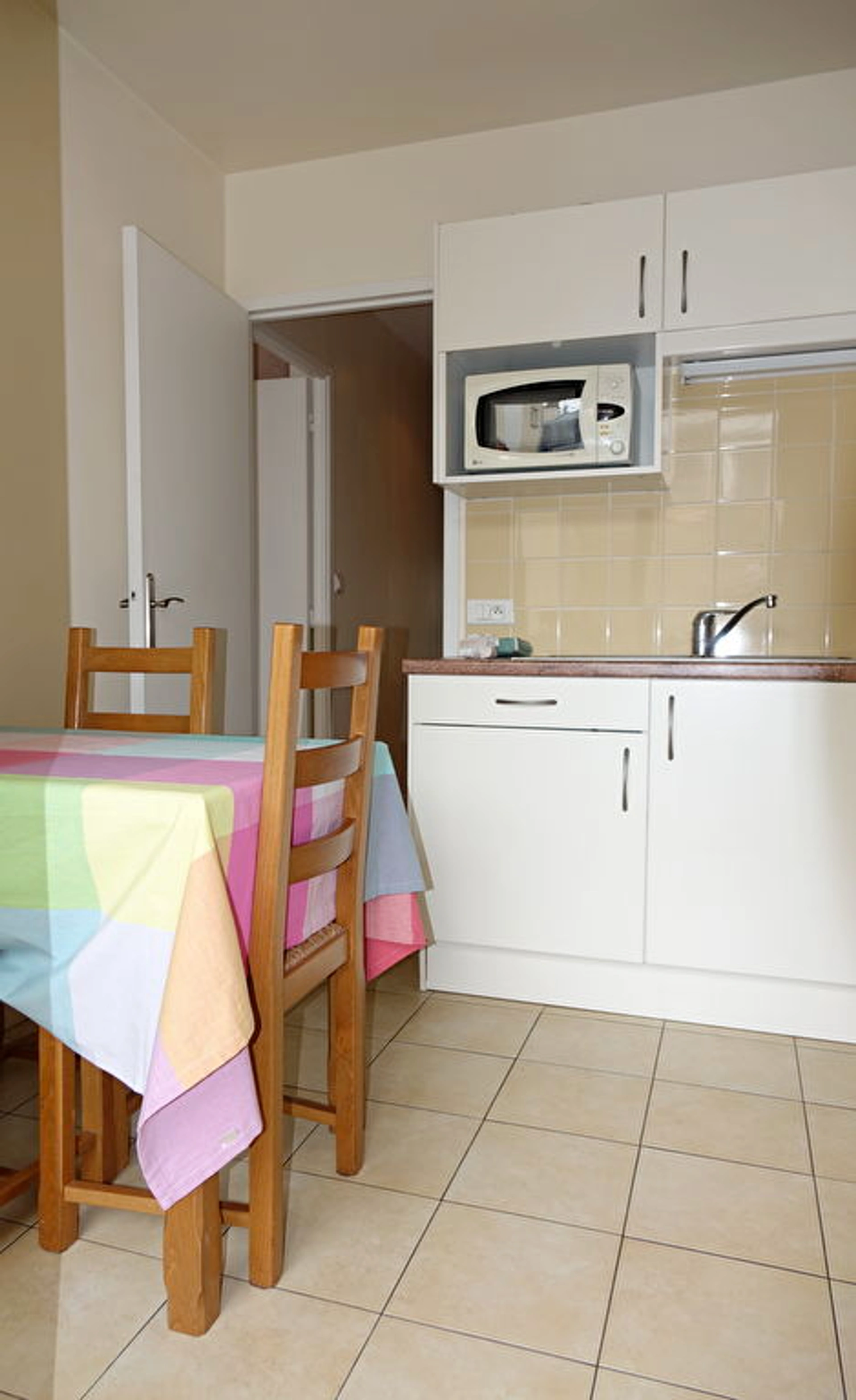 PARIS 15 - RUE ST LAMBERT 8