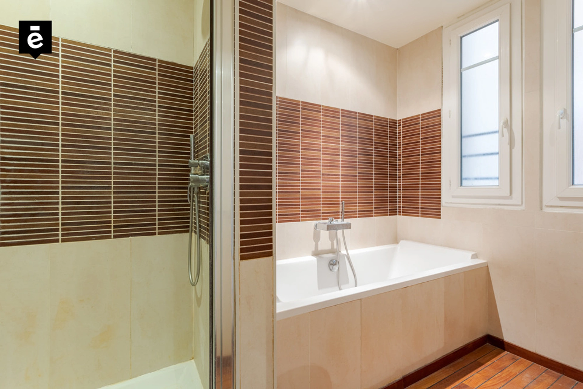 PARIS 15 - RUE DES MORILLONS 8