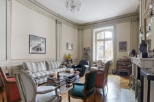 PARIS 16 - RUE DE LOMGCHAMP 2