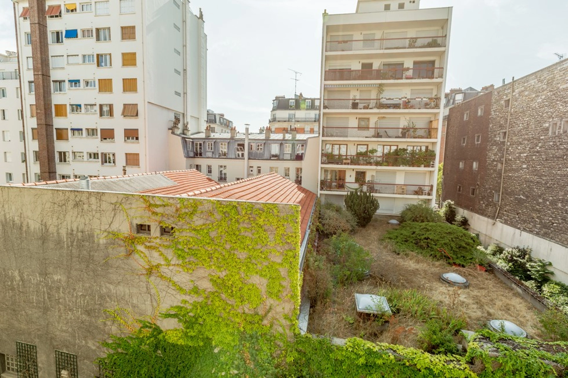 PARIS 15 - RUE DANTZIG 3