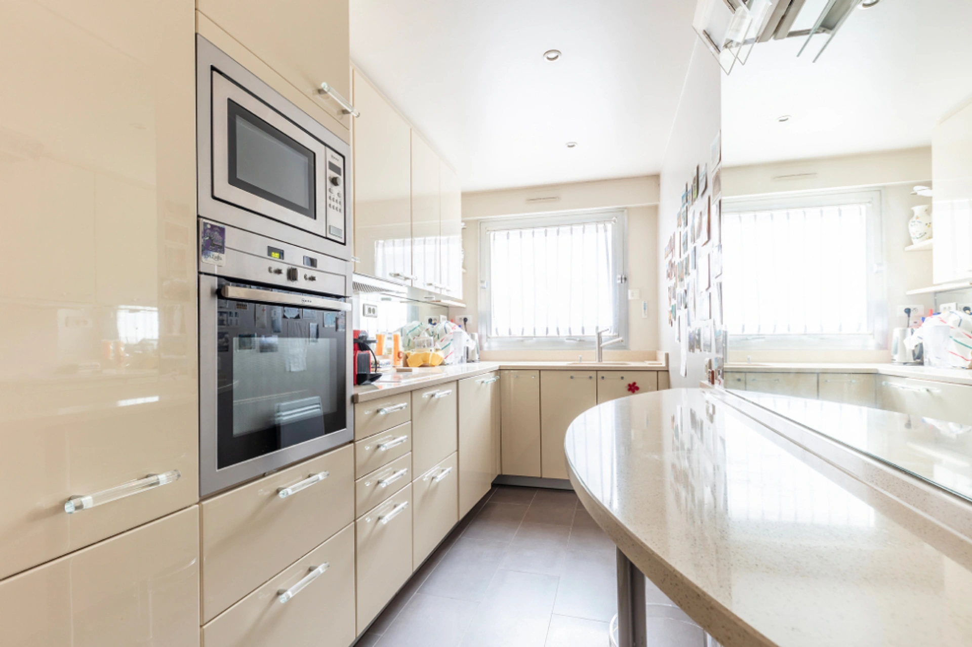 PARIS 15 - RUE DE VAUGIRARD 4