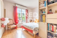 ISSY LES MOULINEAUX -  RUE ELIANE JEANNIN GAREAU 7