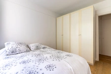 PARIS 16 - SAINTE PERINE 8