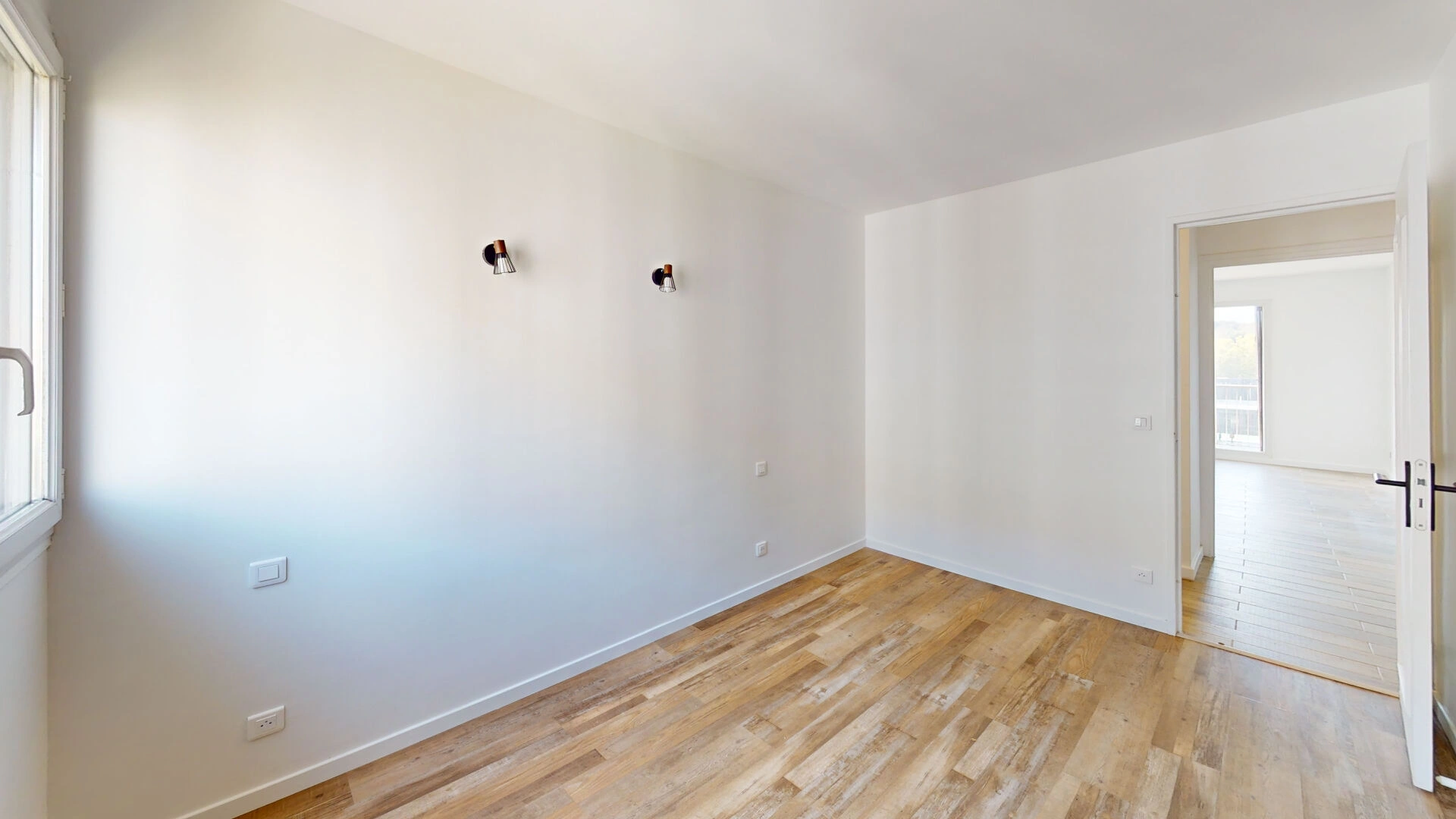 BOULOGNE-BILLANCOURT - RUE DE SÈVRES 8