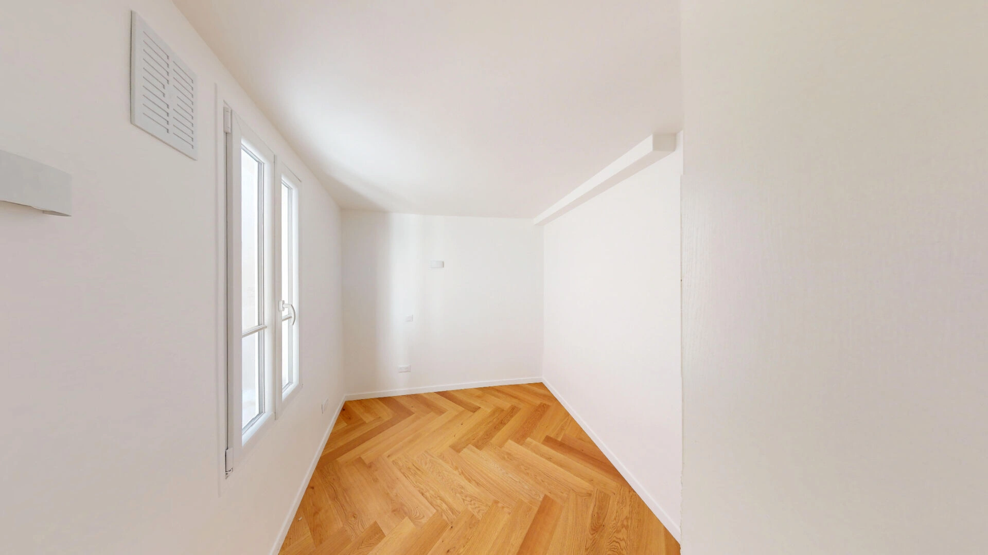 PARIS 6 -  RUE DE SEVRES 9
