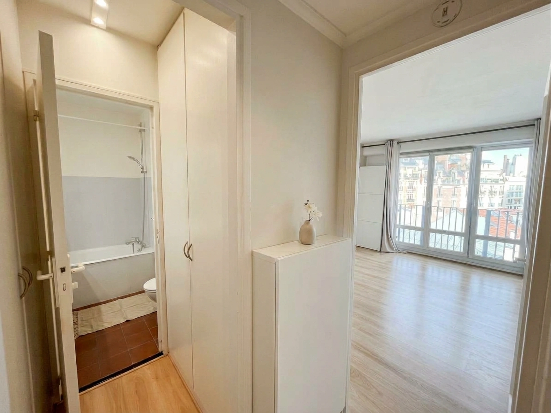 PARIS 16 - RUE LECONTE DE LISLE 6