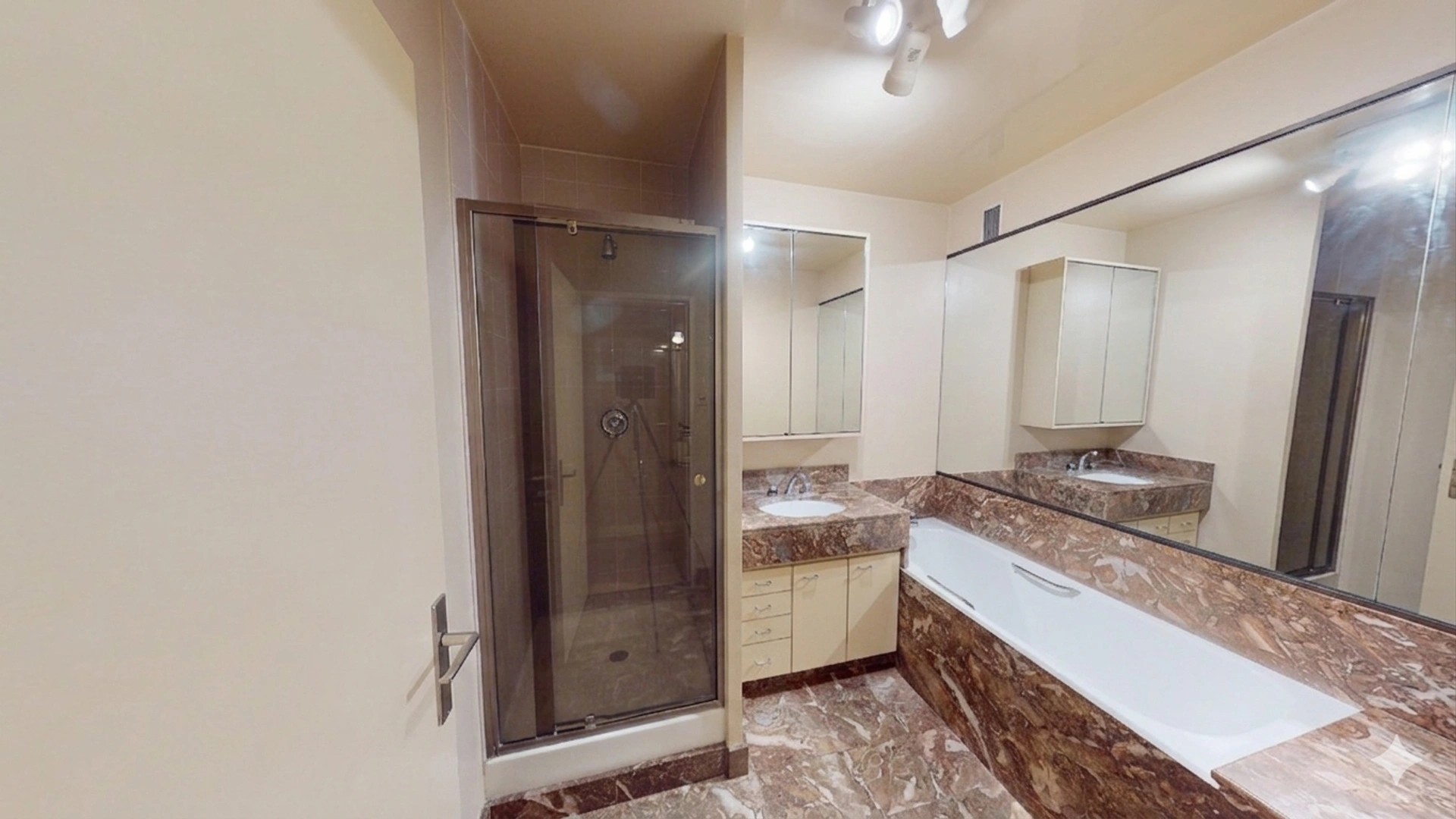 PARIS 16 - BOILEAU/JOUVENET 7