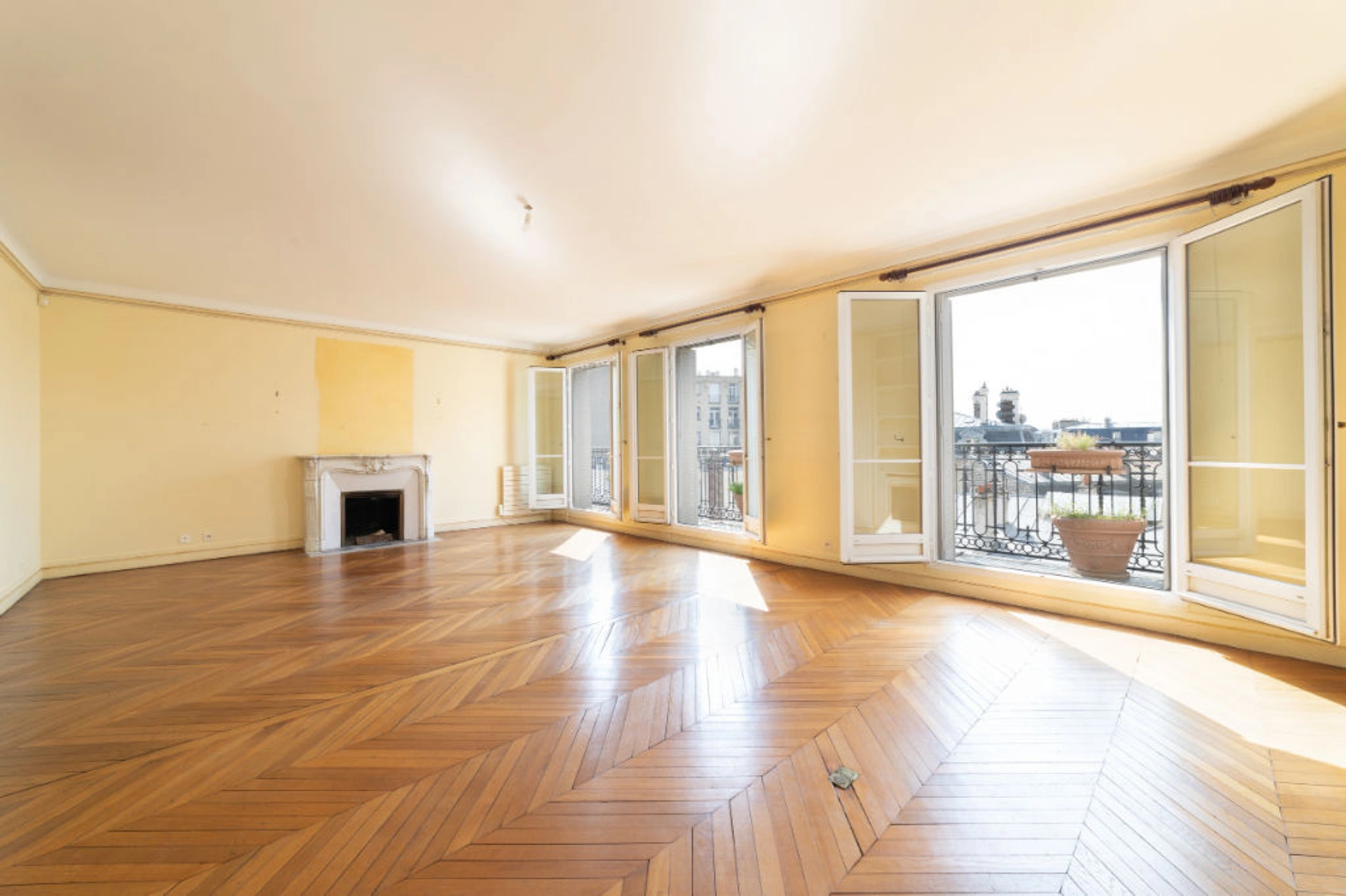 PARIS XVI - ALMA MARCEAU - Appartement Duplex 6 pièces 14