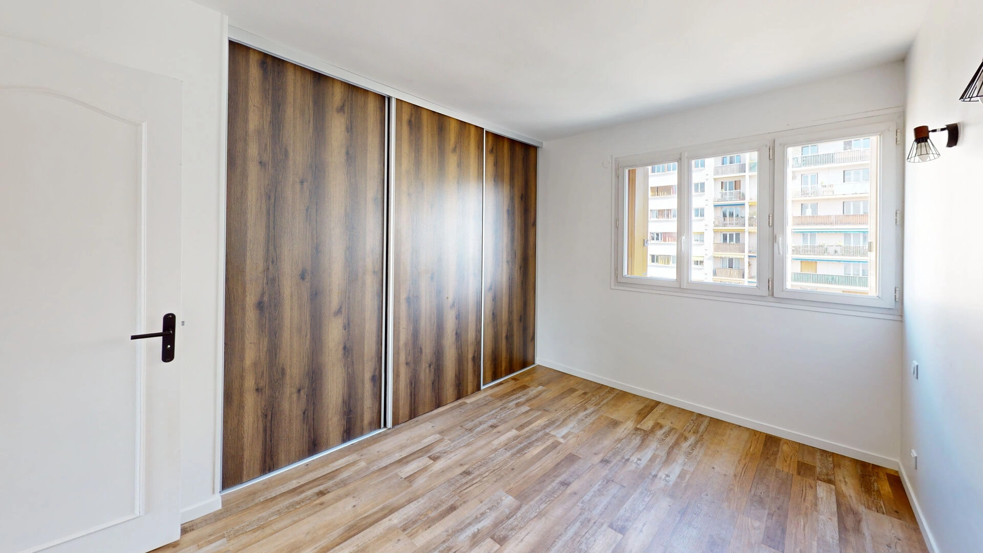 BOULOGNE-BILLANCOURT - RUE DE SÈVRES 7